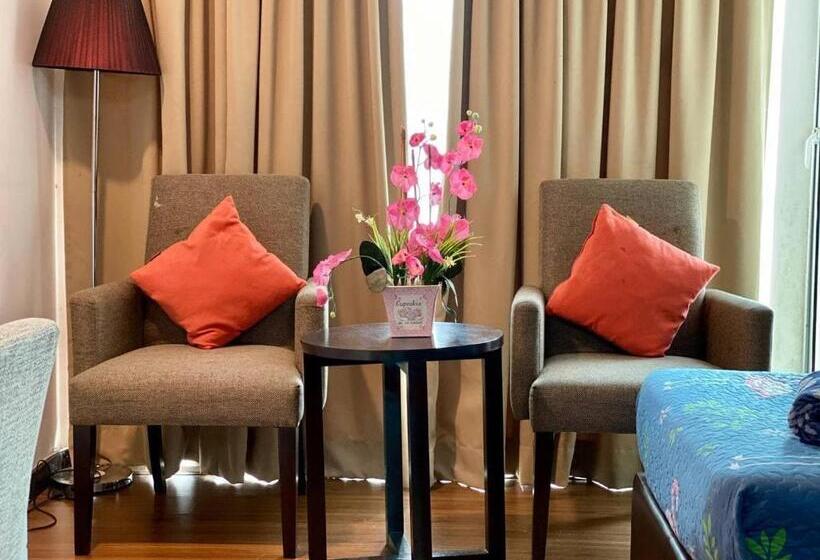 پانسیون Cyber Studio Apartment