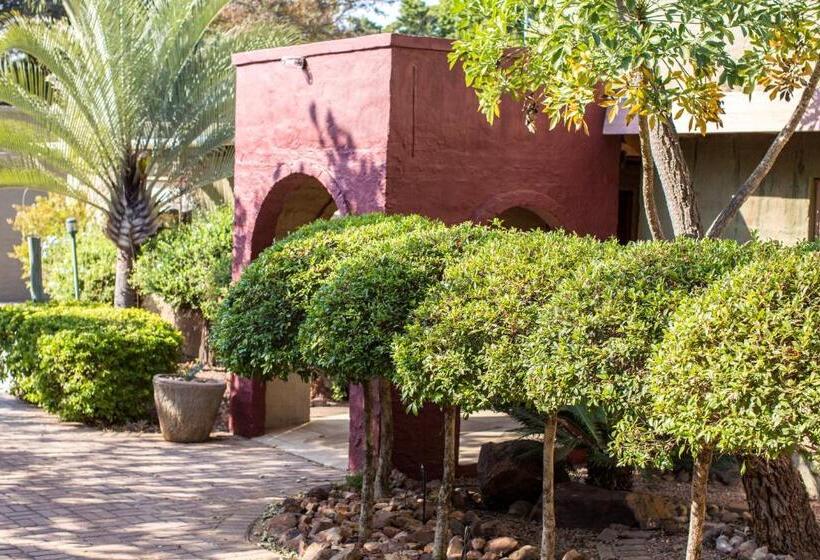 ペンション Flamboyant Guesthouse