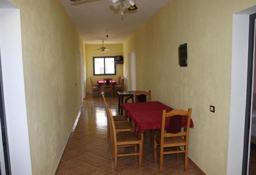 פנסיון Haka Guesthouse