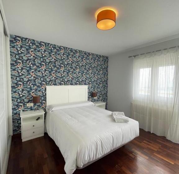پانسیون Hostal Portofino