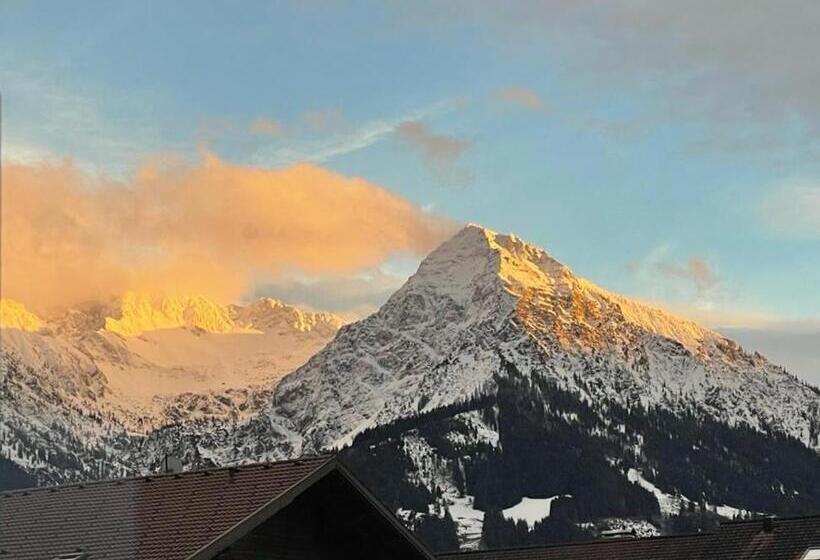پانسیون Panoramablick Ferienwohnungen