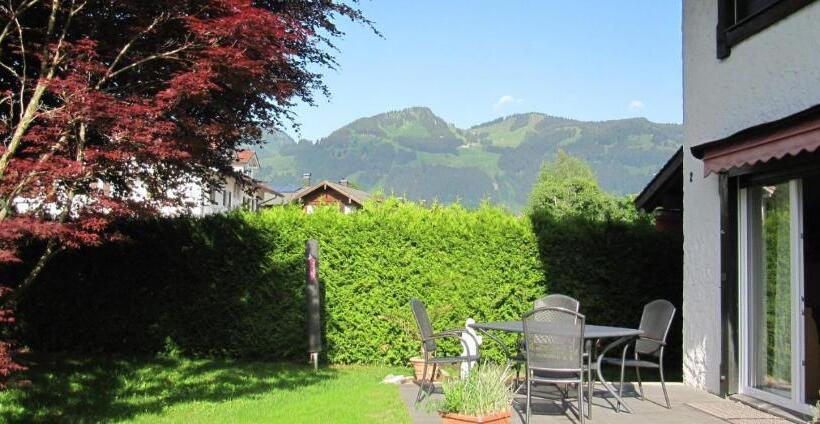 پانسیون Panoramablick Ferienwohnungen