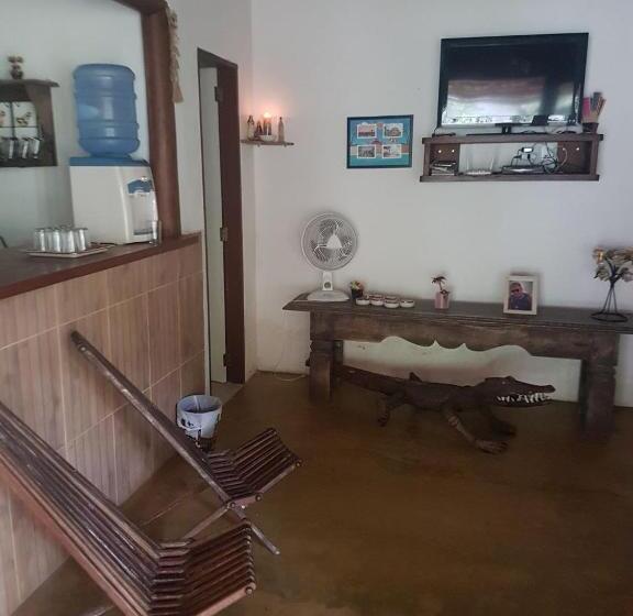 پانسیون Pousada Grafite