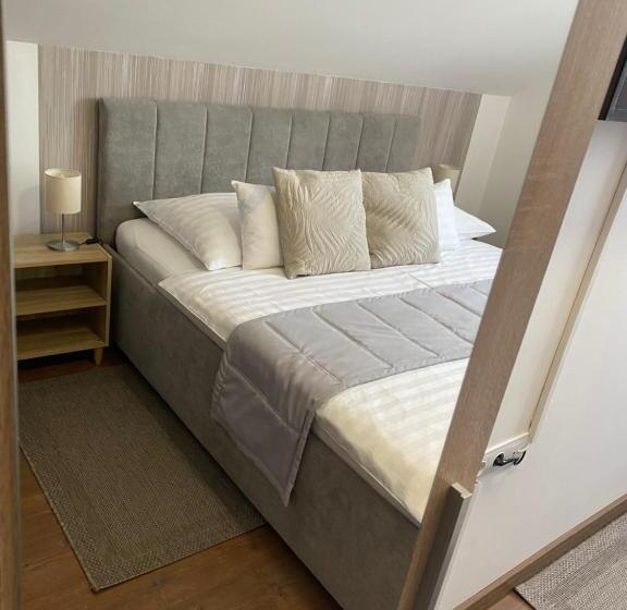 پانسیون Riviéra Apartmanok