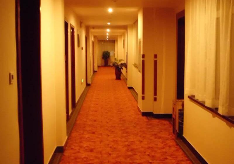 هتل Greentree Inn Datong West Xiangyang Street Express