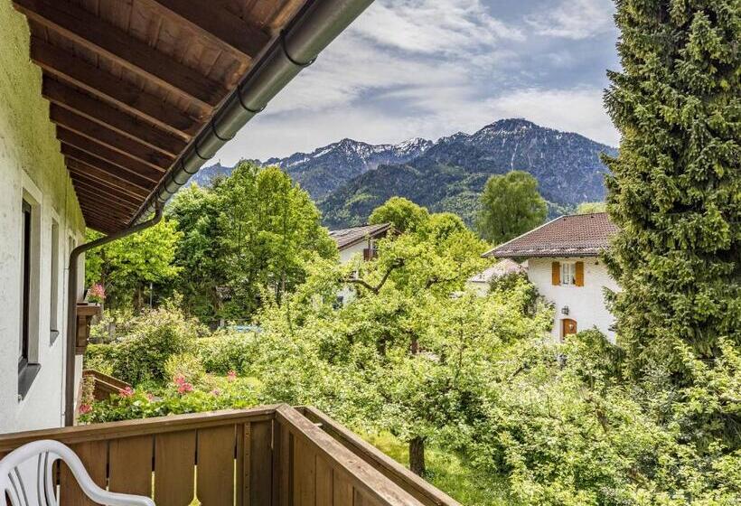 پانسیون Gästehaus Christa Mauerer