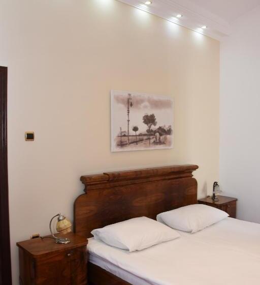 پانسیون Guest House Vila Lujza