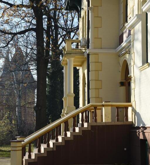پانسیون Guest House Vila Lujza