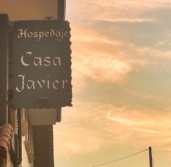 پانسیون Hospedaje Javier   Alojateisla