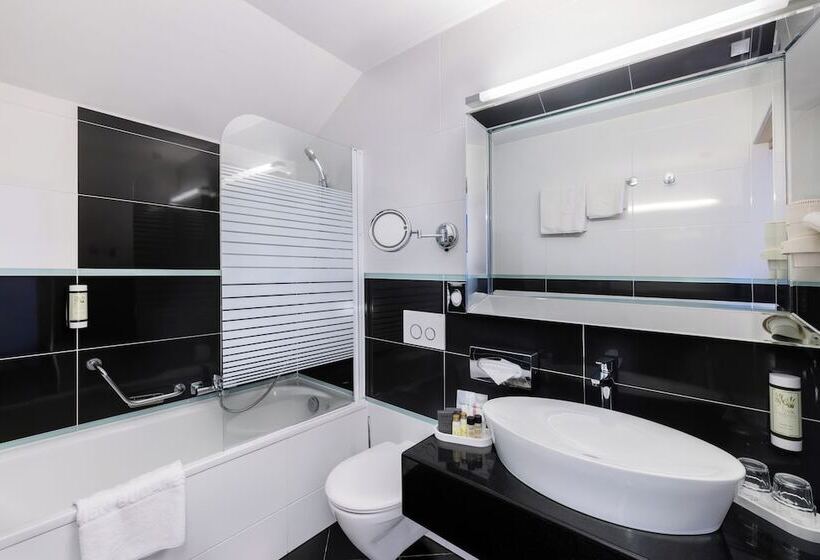 Fotos del hotel Exe Carlton Budapest:  35