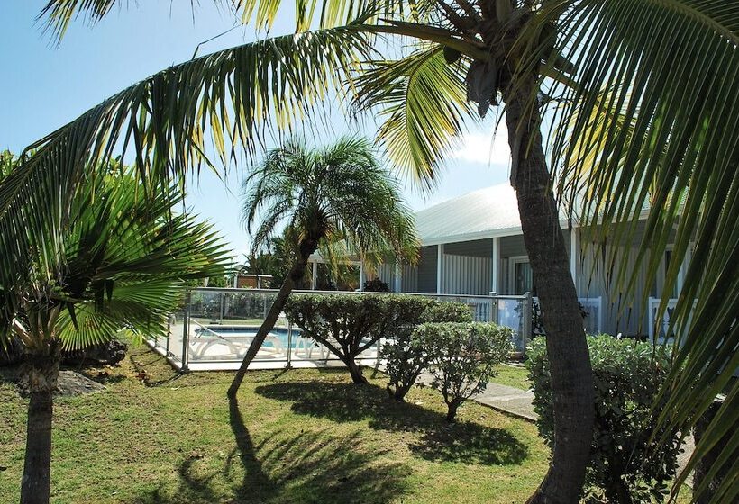 Esmeralda Resort