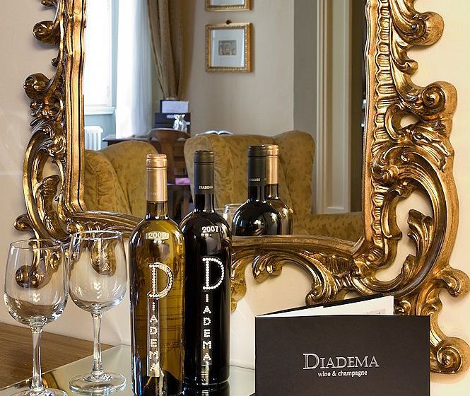 هتل Palazzo Magnani Feroni