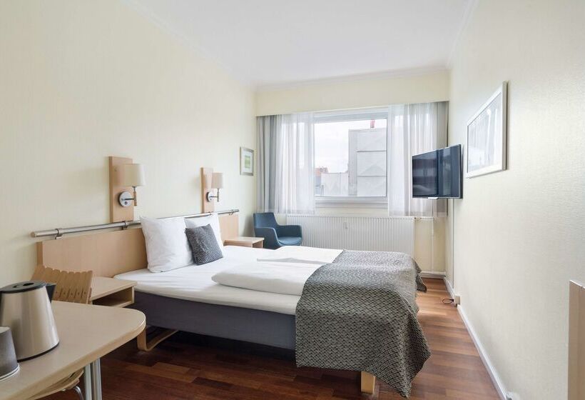 هتل Best Western Plus Airport