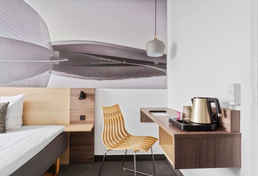 هتل Best Western Plus Airport