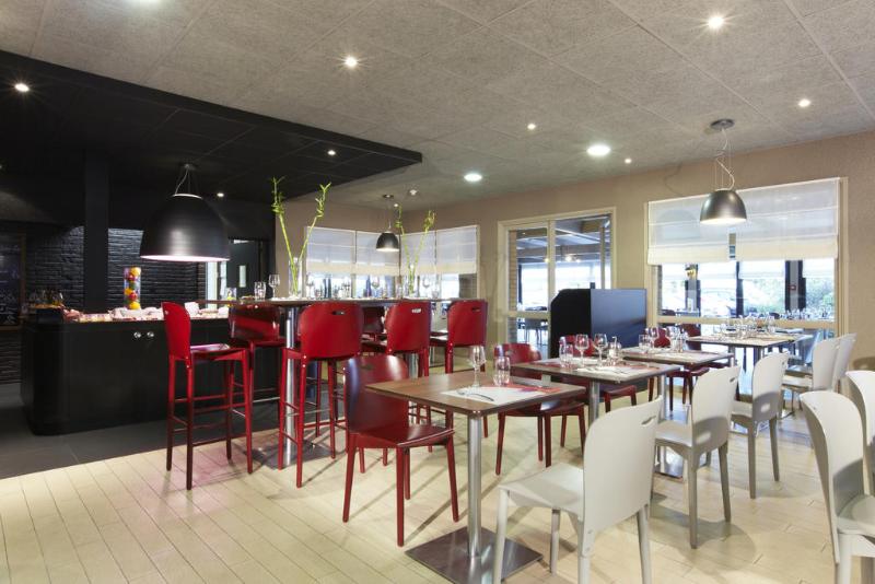 בית מלון כפרי Campanile Dunkerque Sud Loon Plage