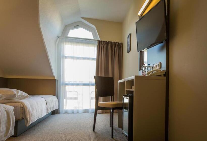 Fotos del hotel Corvin  Budapest Corvin Wing:  15
