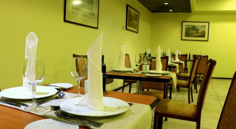 Fotos del hotel Diego De Almagro Santiago Centro:  3
