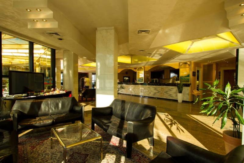 هتل Diplomat Palace