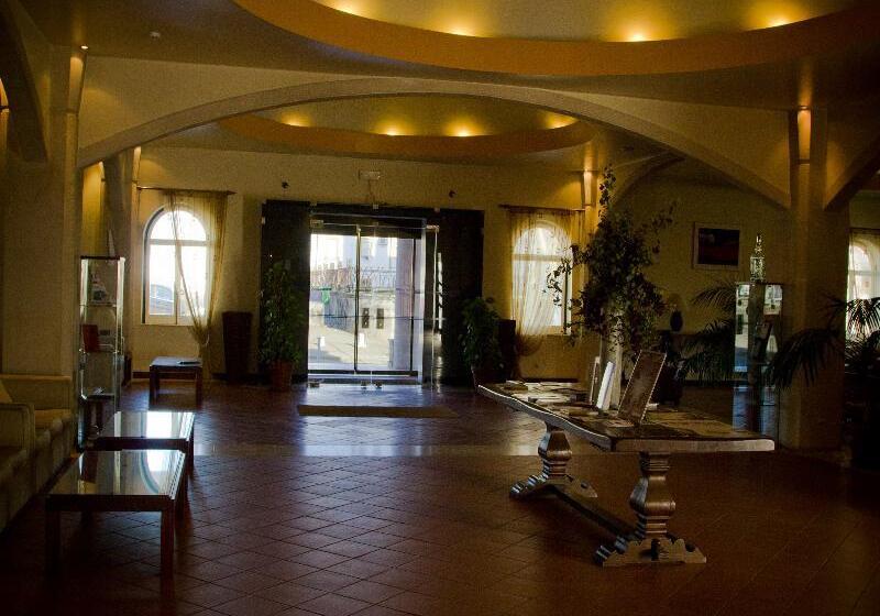 Fotos del hotel Dom Fernando:  12 Fotos del hotel Dom Fernando:  12