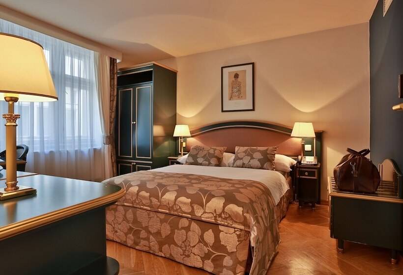 Fotos del hotel Elysee Hotel:  3