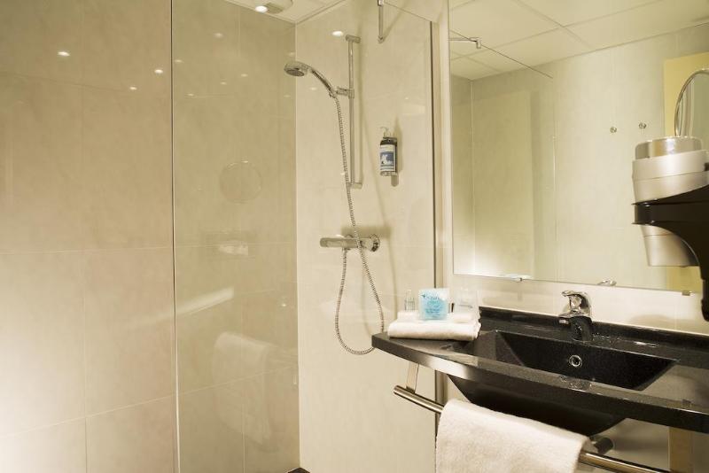 هتل Hôtel Akena Biarritz   Grande Plage