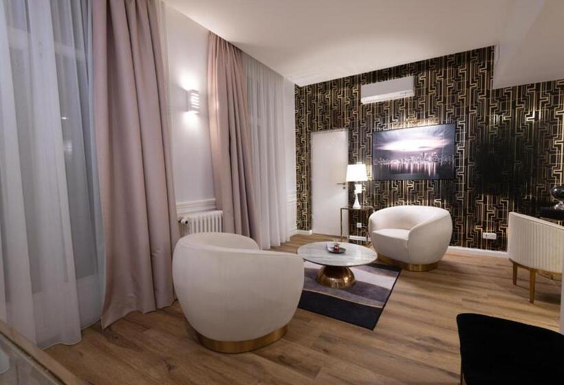 هتل Grand Hôtel Du Tonneau D Or
