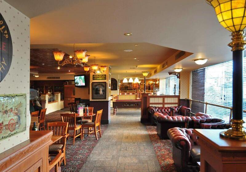 Отель Ibis London Earls Court