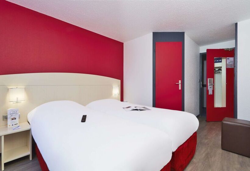 Hotel Kyriad Lyon Sud Saint Genis Laval