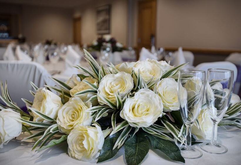 호텔 Leonardo Inverness