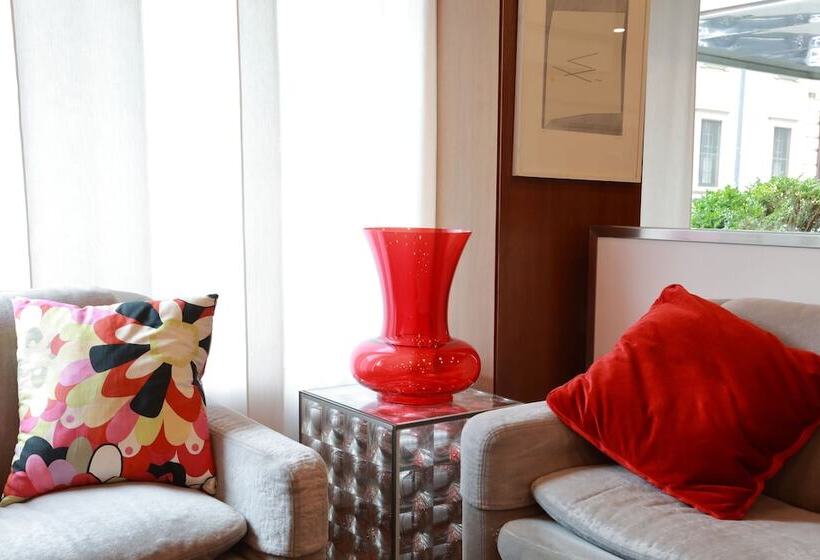 Fotos del hotel Mediolanum:  8