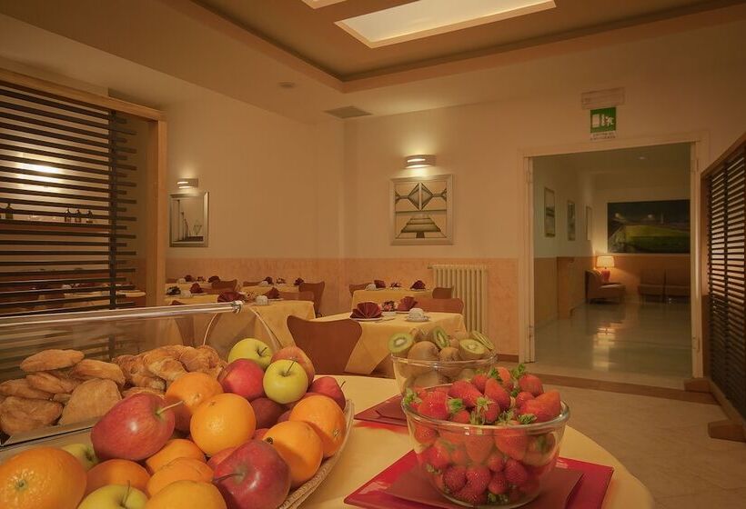 Fotos del hotel Meridiana:  9