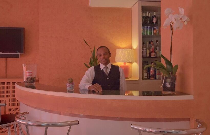 Fotos del hotel Meridiana:  25