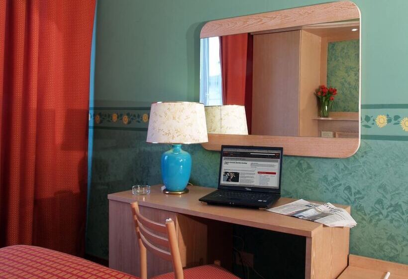 Fotos del hotel Meridiana:  3