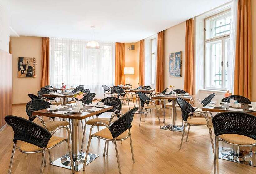 Hôtel Nh Wien Belvedere