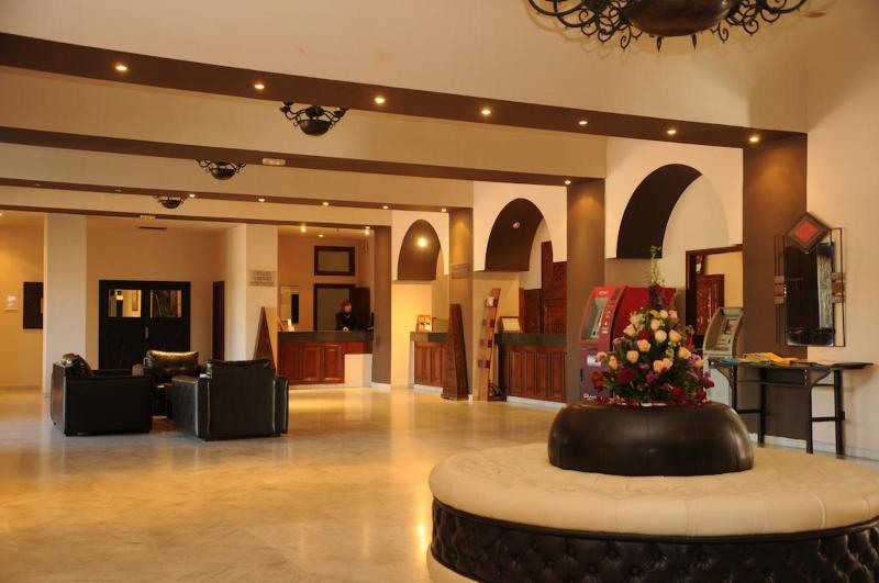 Oasis Hotel & Spa