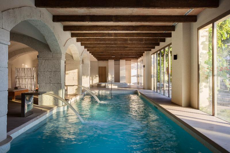 هتل Peralada Wine Spa & Golf