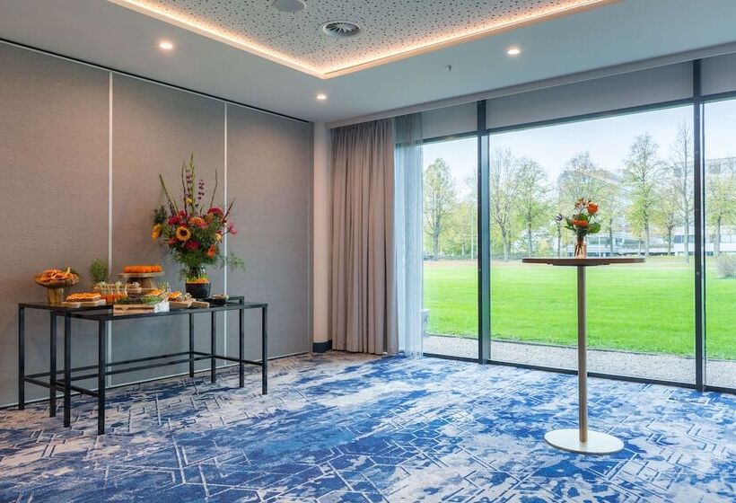 هتل Radisson Blu  Amsterdam Airport