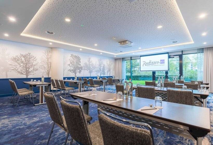 Radisson Blu Hotel Amsterdam Airport, Schiphol