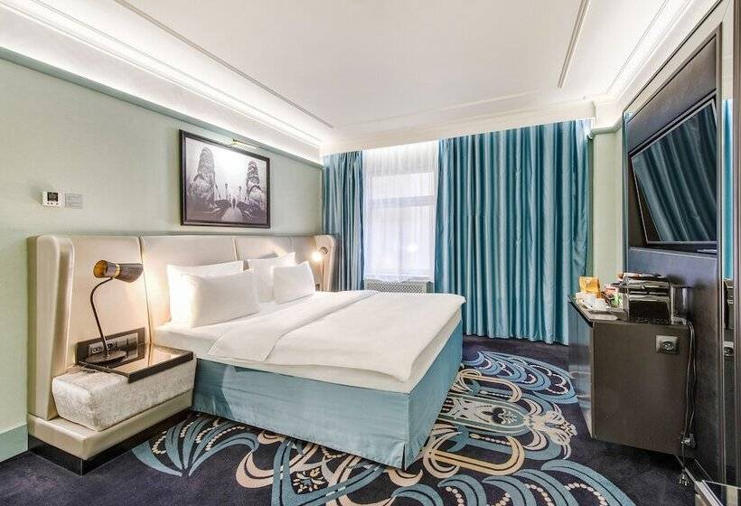 Radisson Royal Hotel, St. Petersburg