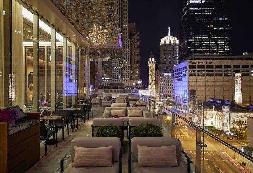 هتل The Peninsula Chicago