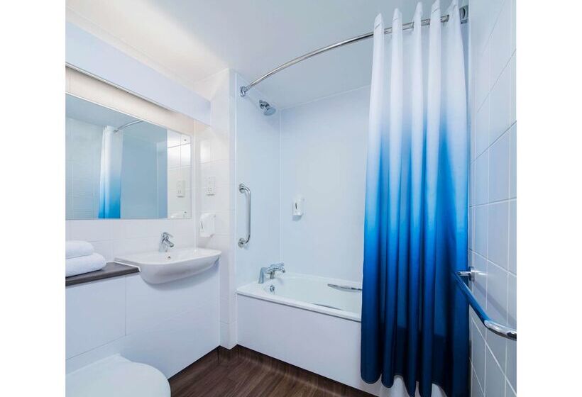 هتل Travelodge London Kings Cross Royal Scot