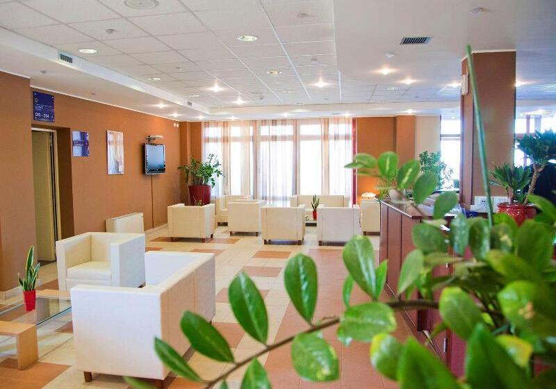 هتل Tulip Inn Turin South