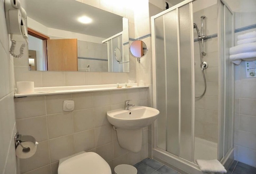 هتل Tulip Inn Turin South