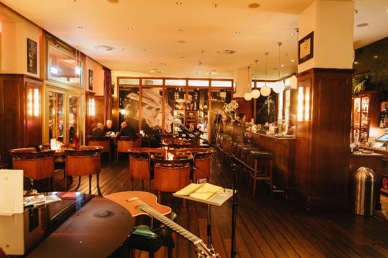 住所  Lindner Hotel Frankfurt Main Plaza, Part Of Jdv By Hyatt