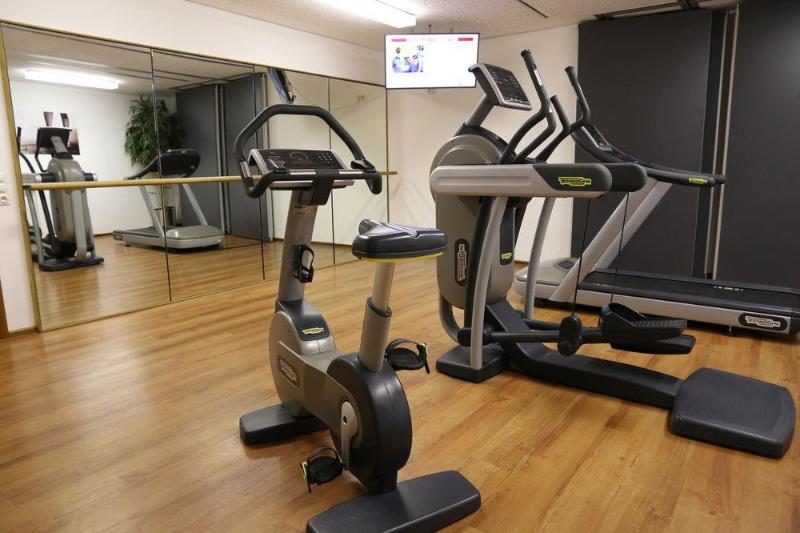 住所  Lindner Hotel Frankfurt Main Plaza, Part Of Jdv By Hyatt