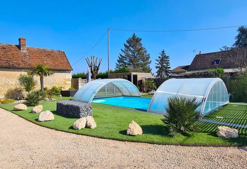 بنسيون Gîte Atypique 2 à 8 Personnes Avec Piscine Jacuzzi Proche Châteaux De La Loire