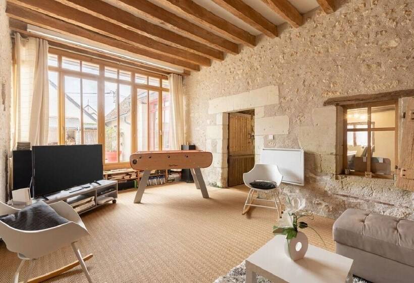 بنسيون Gîte Atypique 2 à 8 Personnes Avec Piscine Jacuzzi Proche Châteaux De La Loire