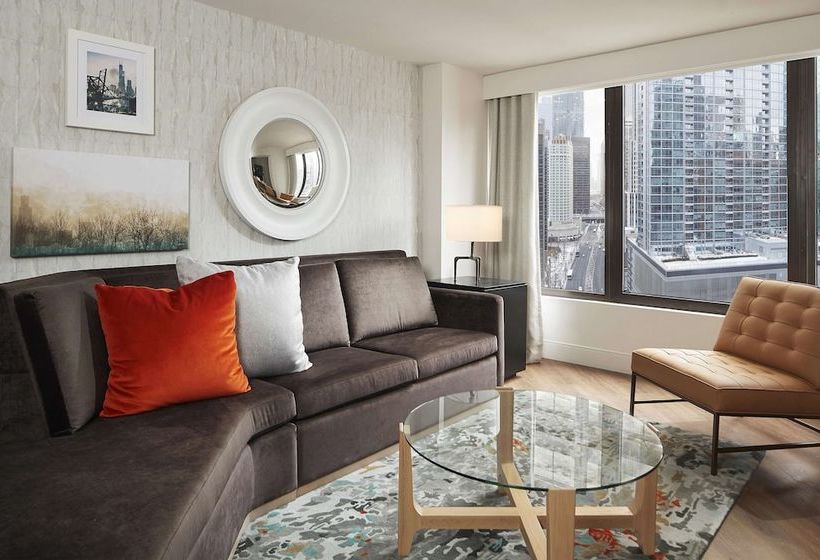 בית מלון כפרי Hilton Grand Vacations Club Chicago Magnificent Mile