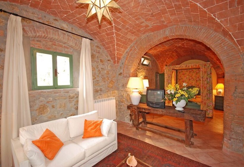 هتل Fattoria Di Casalappi