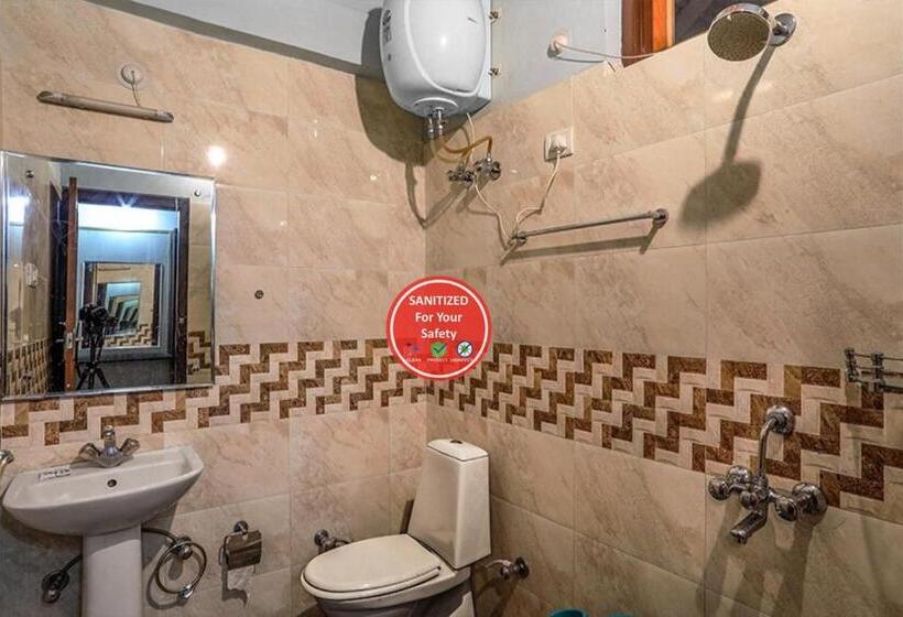 Sapphire Inn Bhimtal, Kaichi Dham   Parking Facilities   Best Luxury Hotel In Nainital